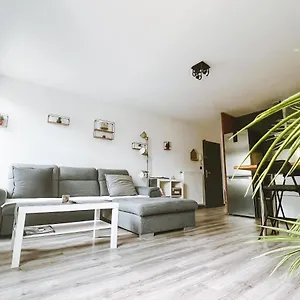 https://appartement-suprieur-60m2-centre-historique-tournon-sur.hotels-rhonealpes.com
