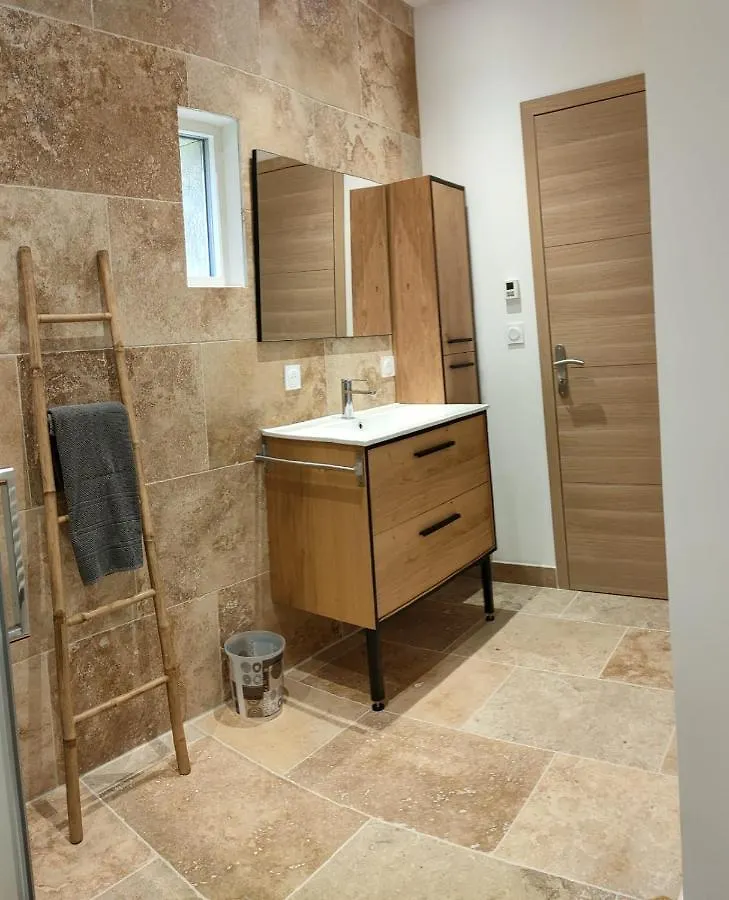 Holiday home Appartement Dans Mas Provencal Arles