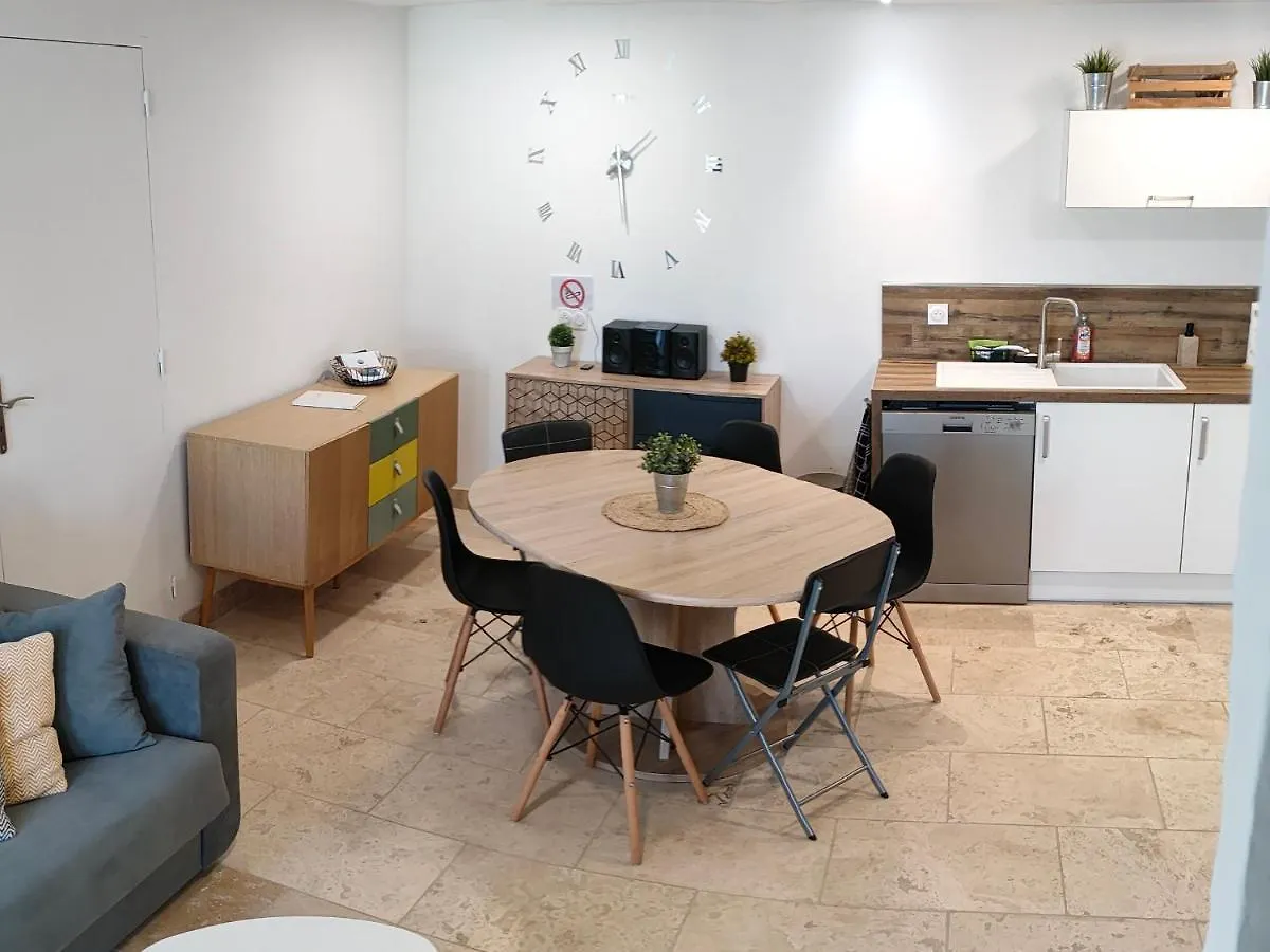 Appartement Dans Mas Provencal Arles 0*,